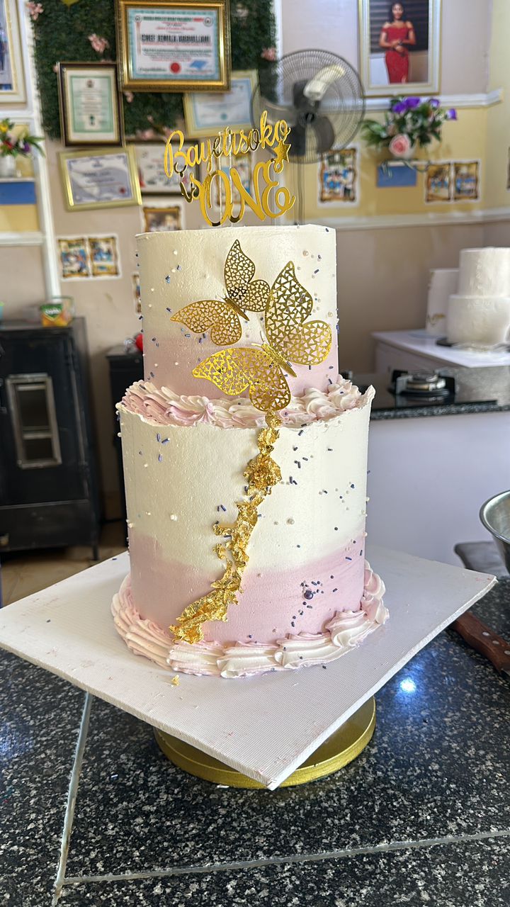 Whip Cream two tier- ₦55k